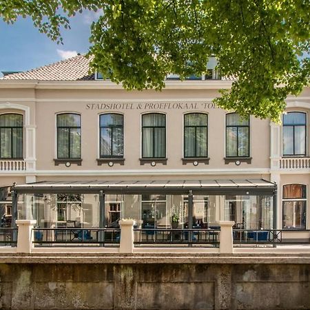 Stadshotel & Proeflokaal 'Toer Zutphen Ngoại thất bức ảnh