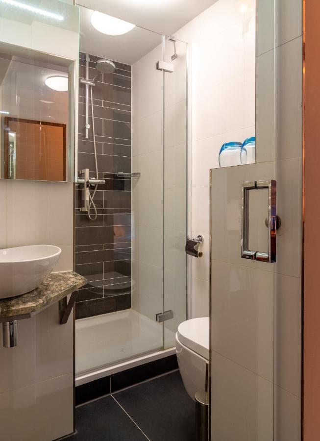 Stadshotel & Proeflokaal 'Toer Zutphen Ngoại thất bức ảnh